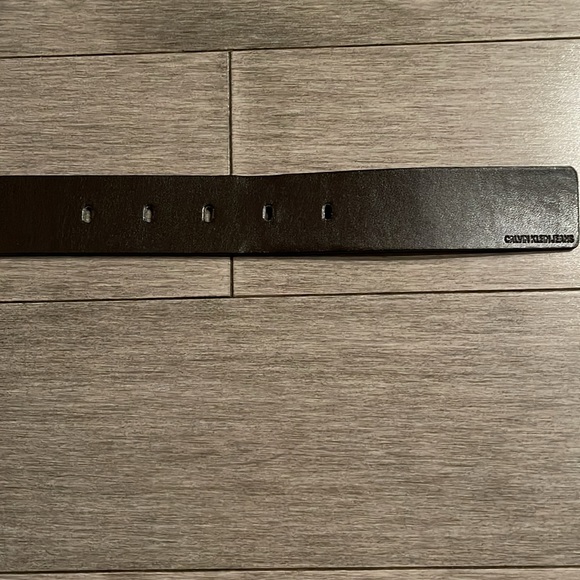 CALVIN KLEIN JEANS Reversible Belt Dark Brown and Black. Size Medium - Picture 6 of 10
